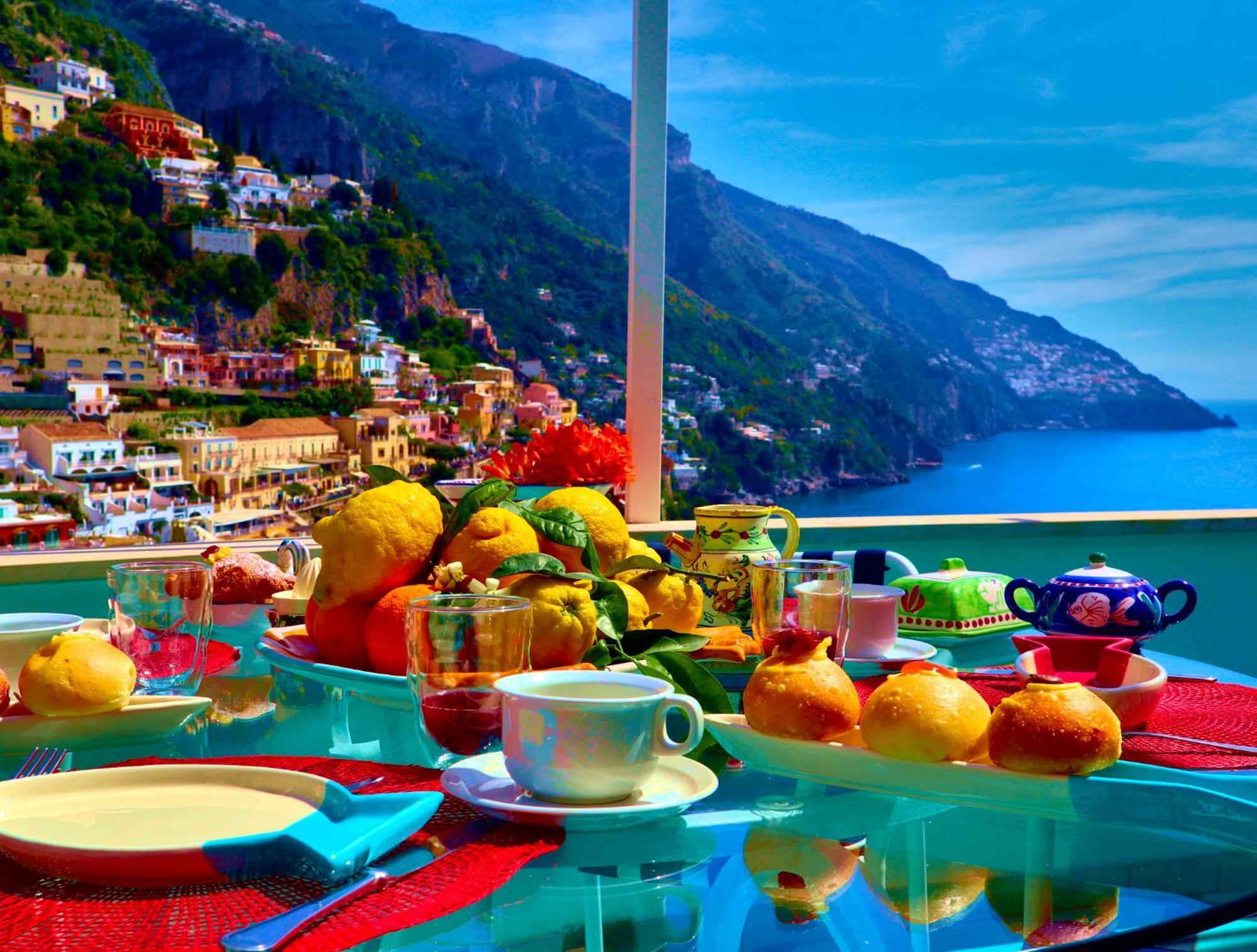 With Sea View ! Villa